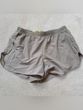 Grey athletic short